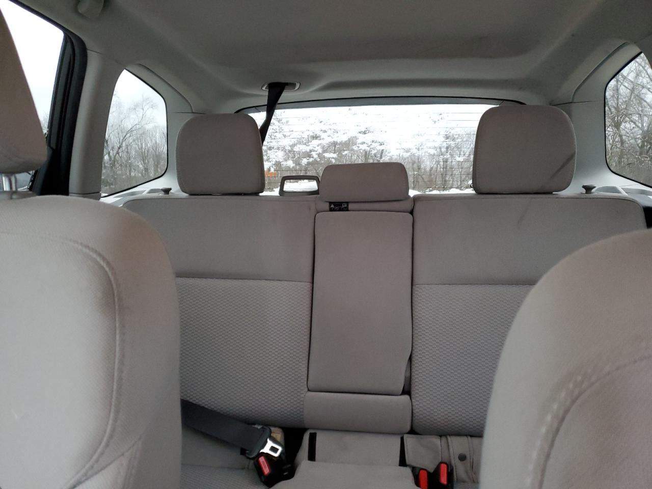 2016 Subaru Forester - Image 10