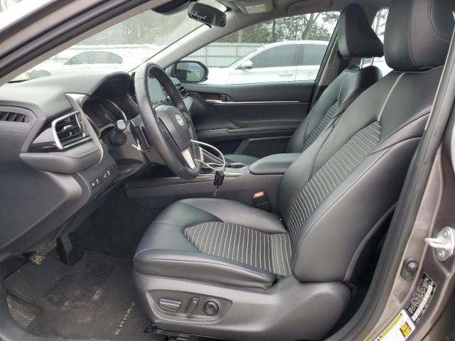  TOYOTA CAMRY 2021 Szary