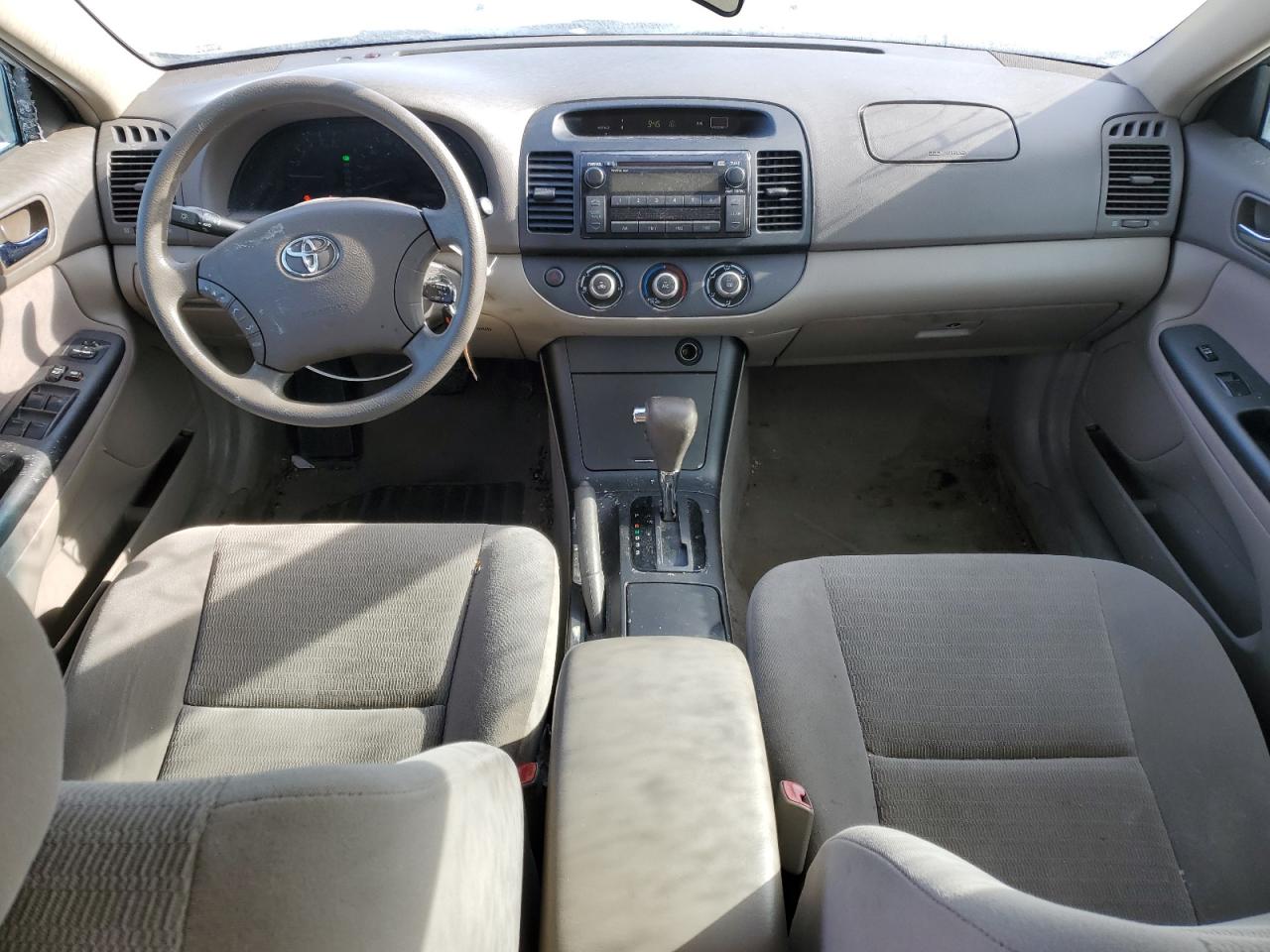 2005 Toyota Camry - Image 8