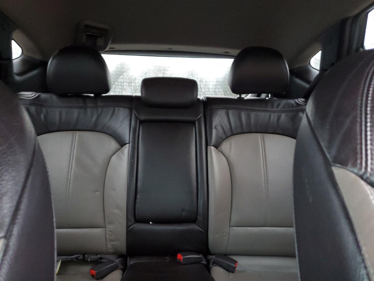 2012 Hyundai Tucson - Image 10