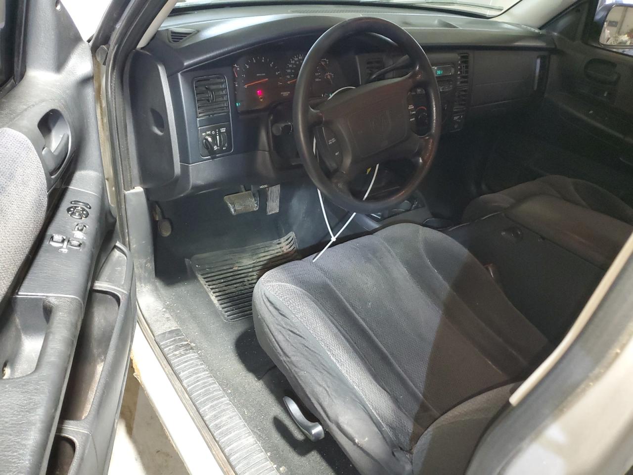 2004 Dodge Dakota - Image 8