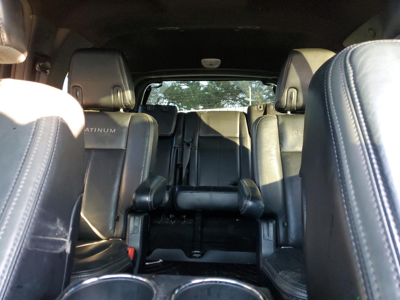 2017 Ford Expedition - Image 10