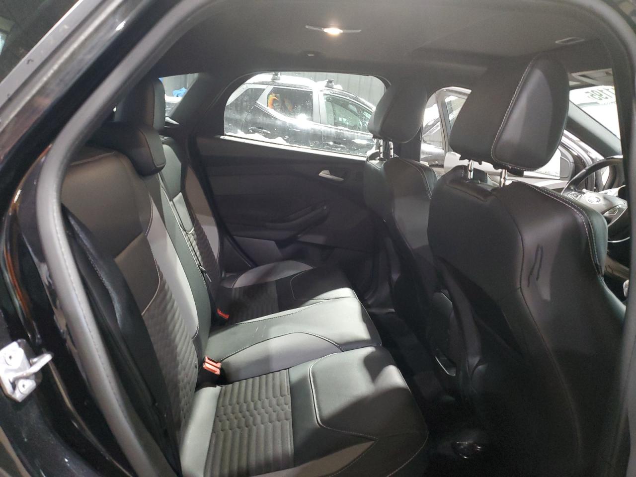 2017 Ford Focus - Image 11