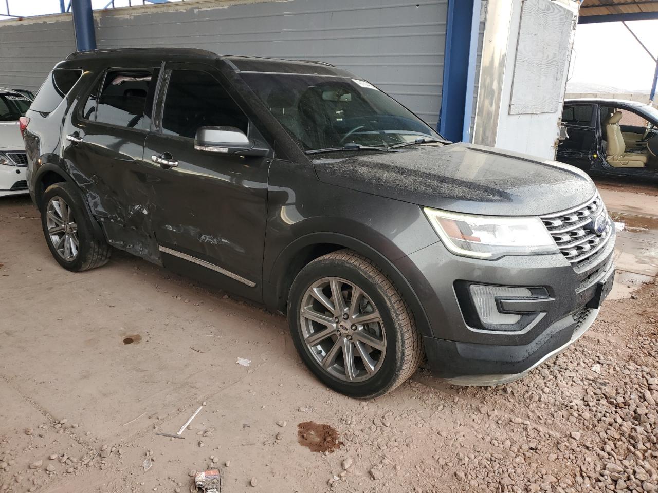 2017 Ford Explorer - Image 4