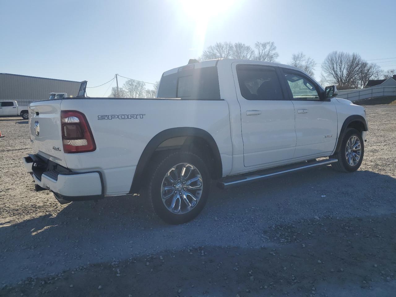 2021 RAM 1500 - Image 3