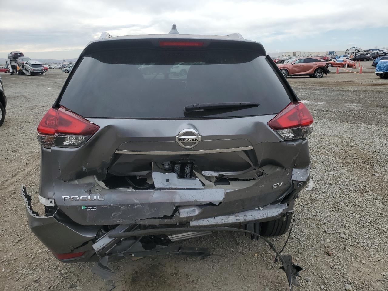 2019 Nissan Rogue - Image 6