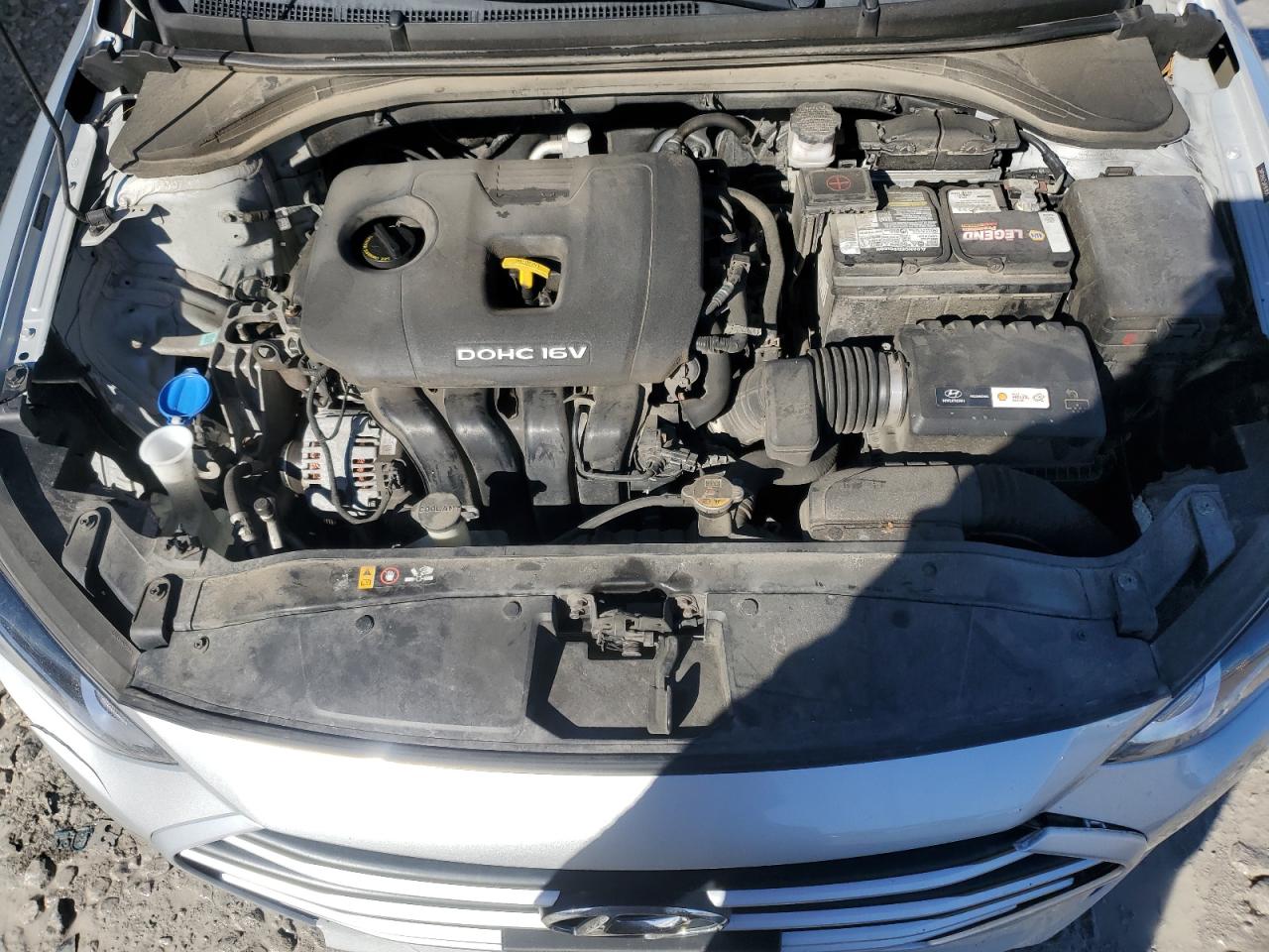 2018 Hyundai Elantra - Image 11