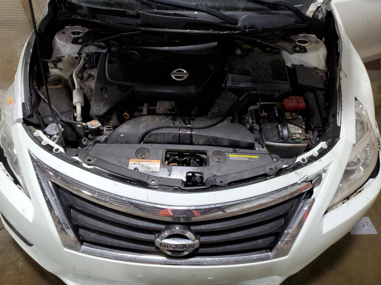 2015 Nissan Altima - Image 13