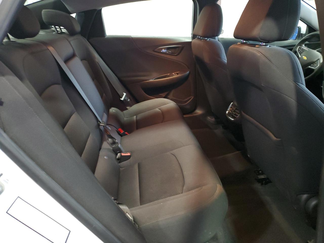 2023 Chevrolet Malibu - Image 10