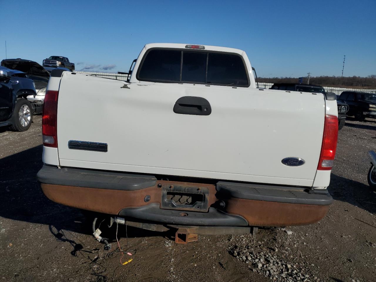 2006 Ford F250 - Image 6