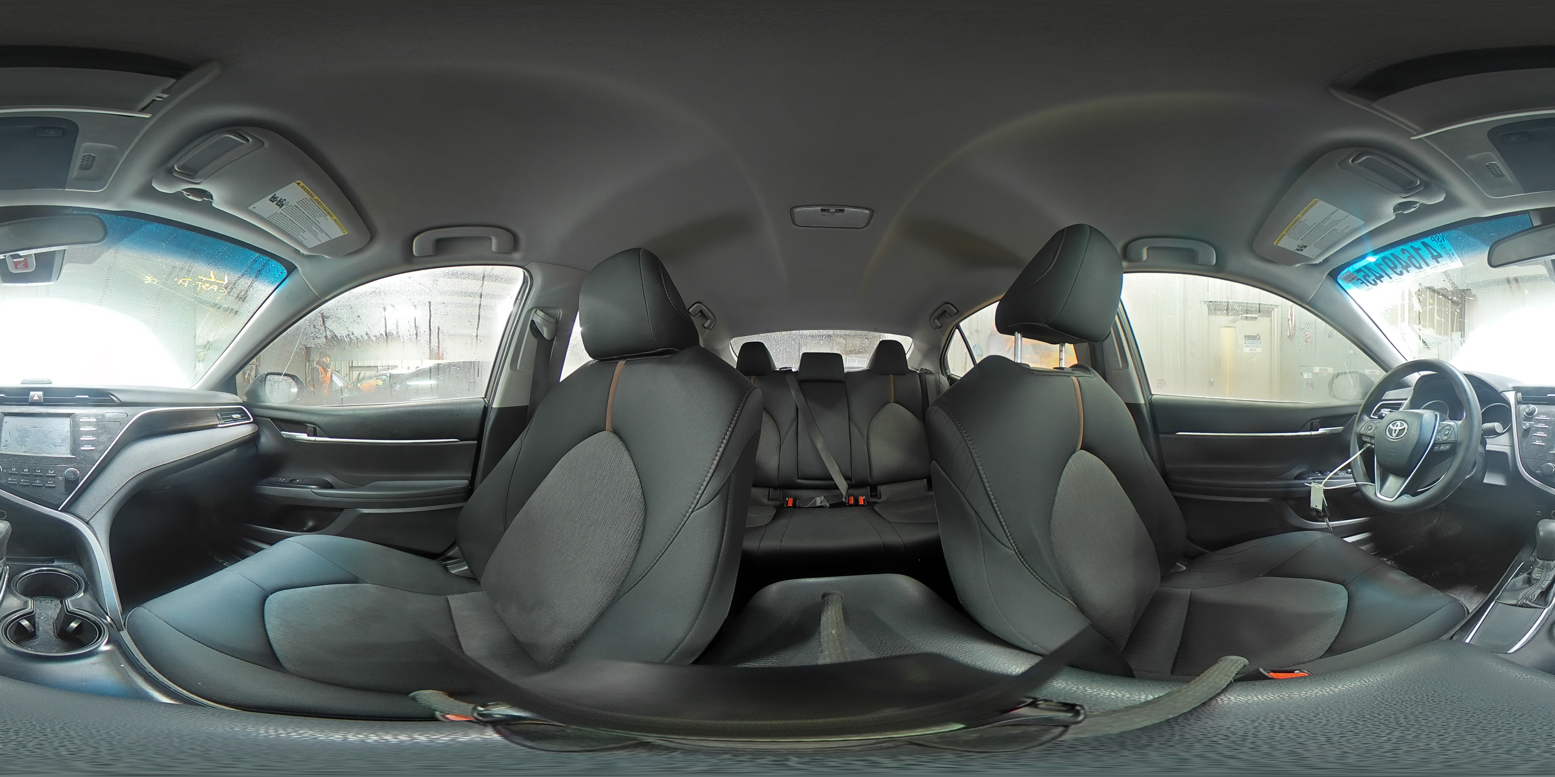 2018 Toyota Camry - Image 14