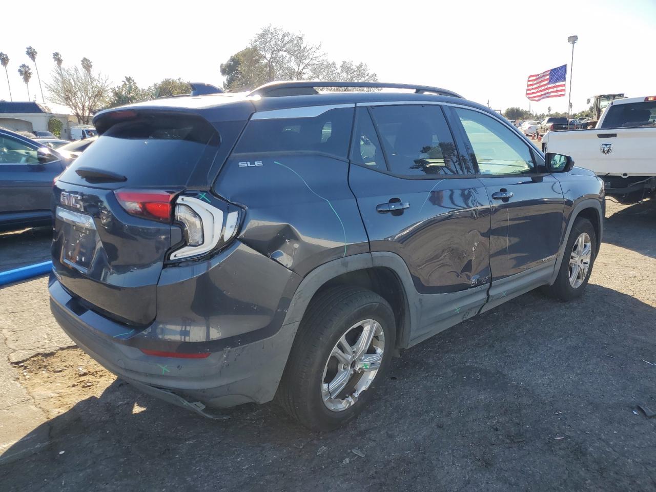 2018 GMC Terrain - Image 3