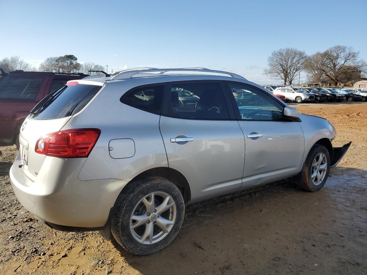 2010 Nissan Rogue - Image 3