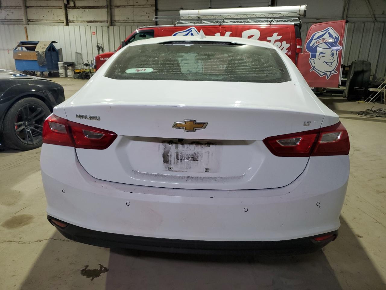 2023 Chevrolet Malibu - Image 6