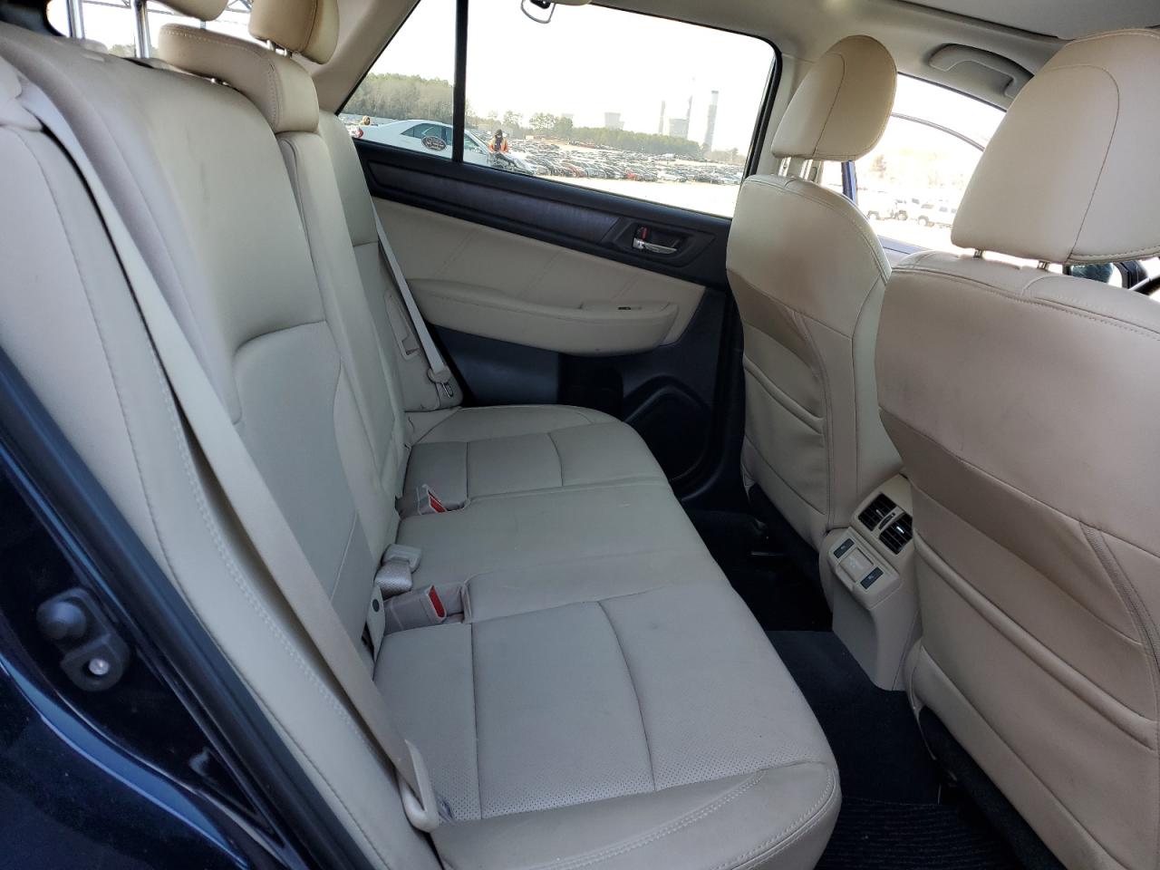 2018 Subaru Outback - Image 11