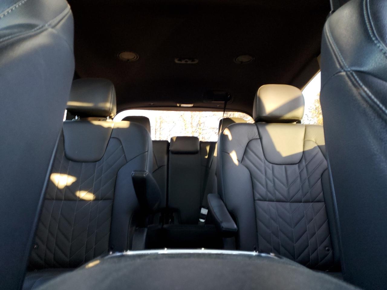 2023 Kia Telluride - Image 10