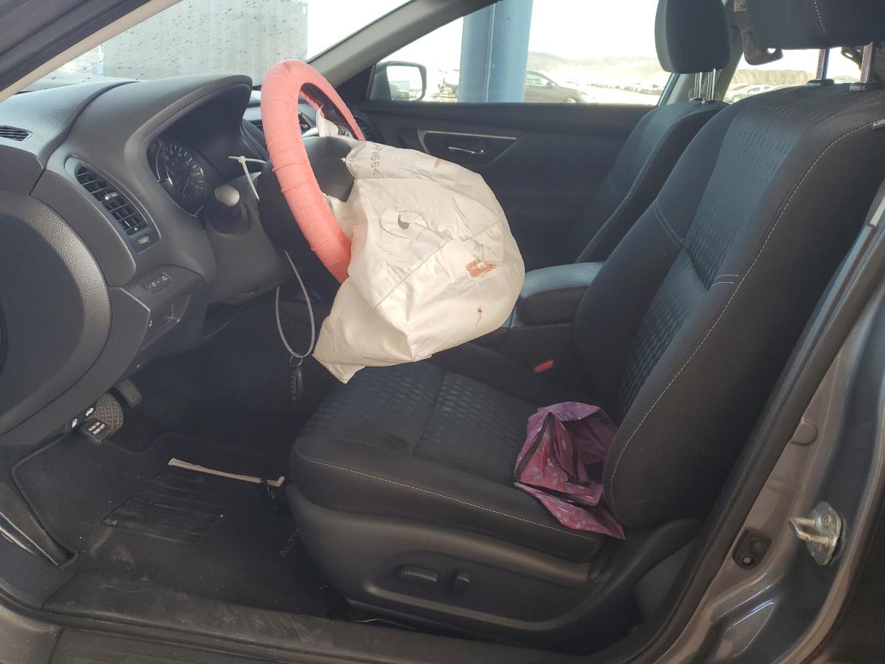 2018 Nissan Altima - Image 7