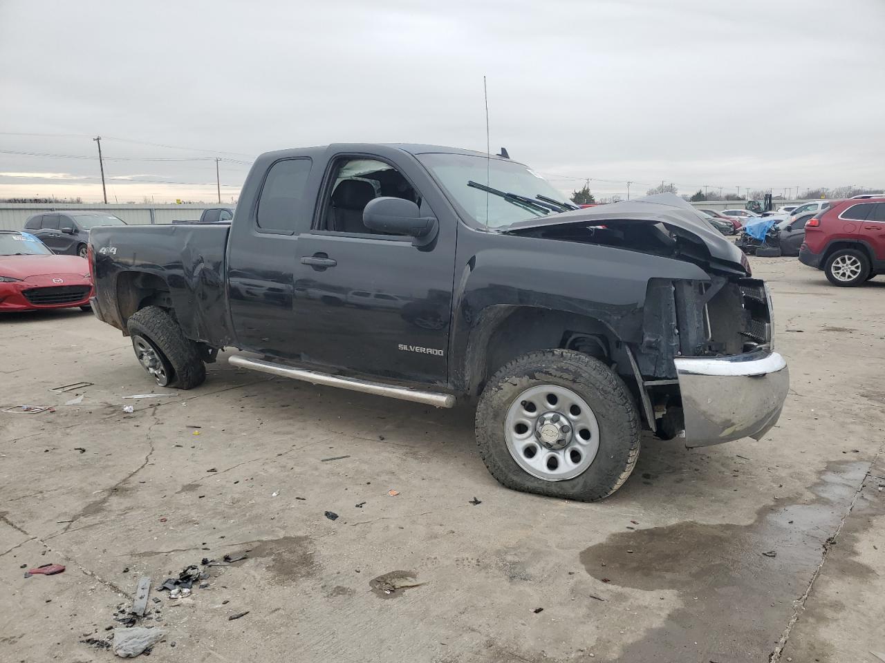 2012 Chevrolet Silverado - Image 4