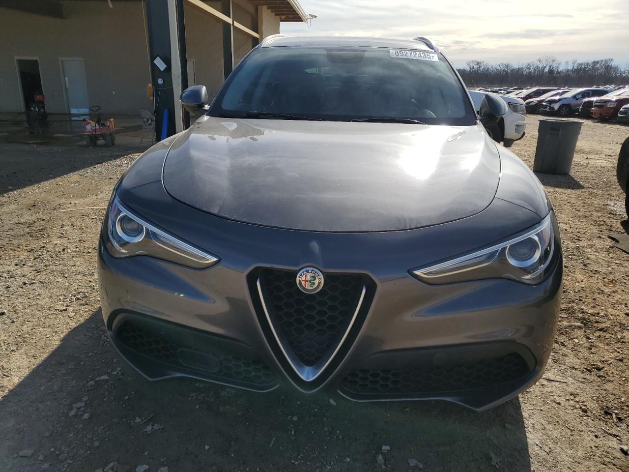 2018 Alfa Romeo Stelvio - Image 5