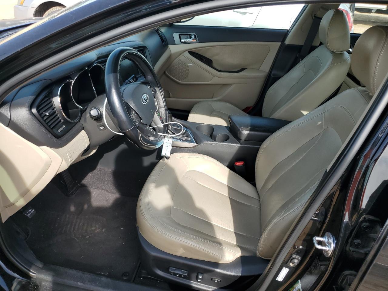 2011 Kia Optima - Image 7