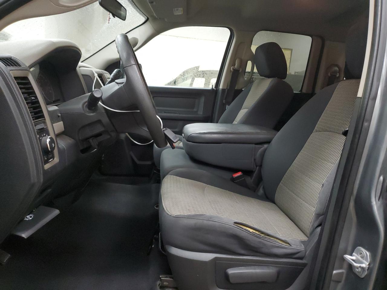 2012 Dodge RAM - Image 7