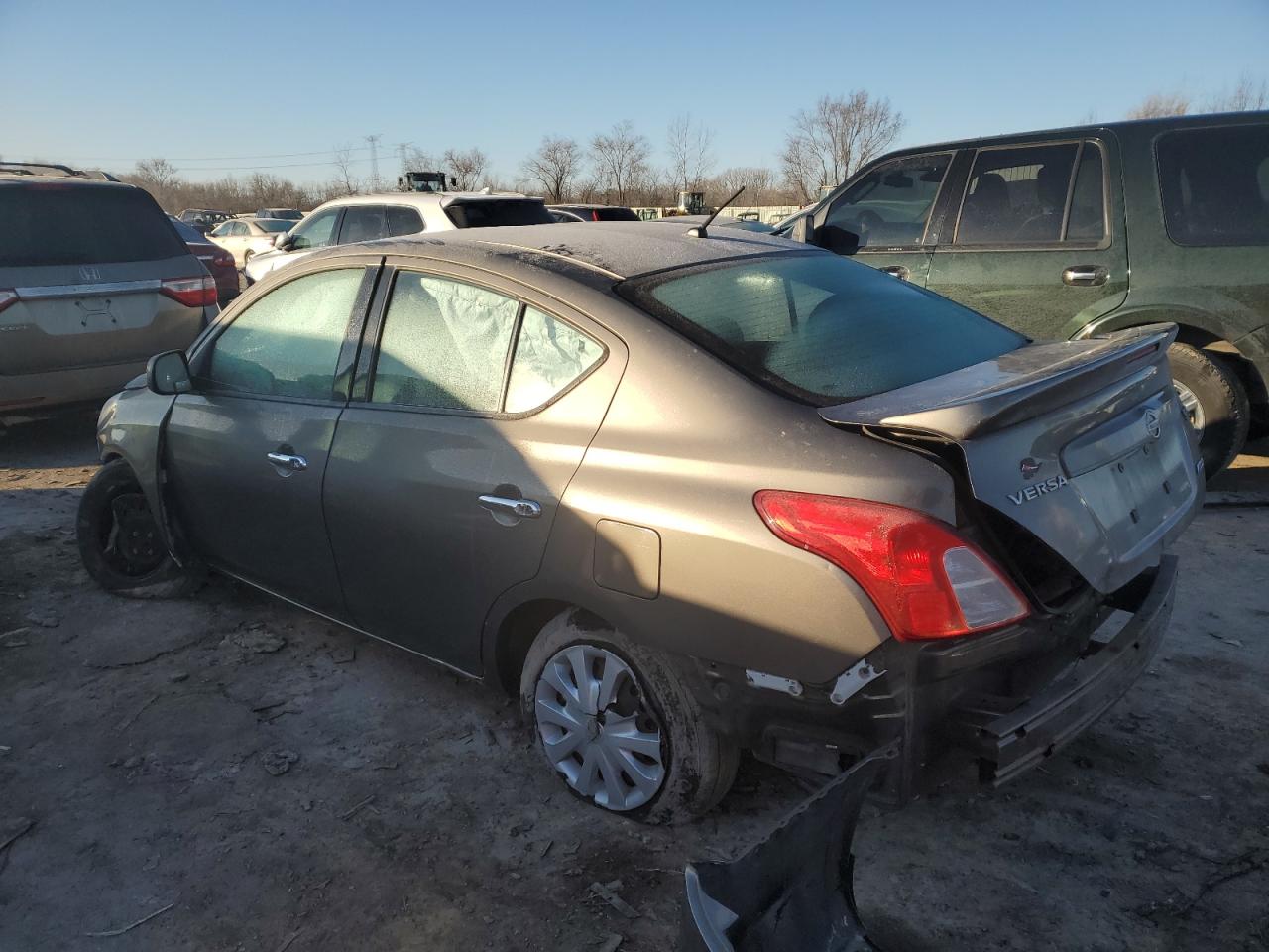 2014 Nissan Versa - Image 2
