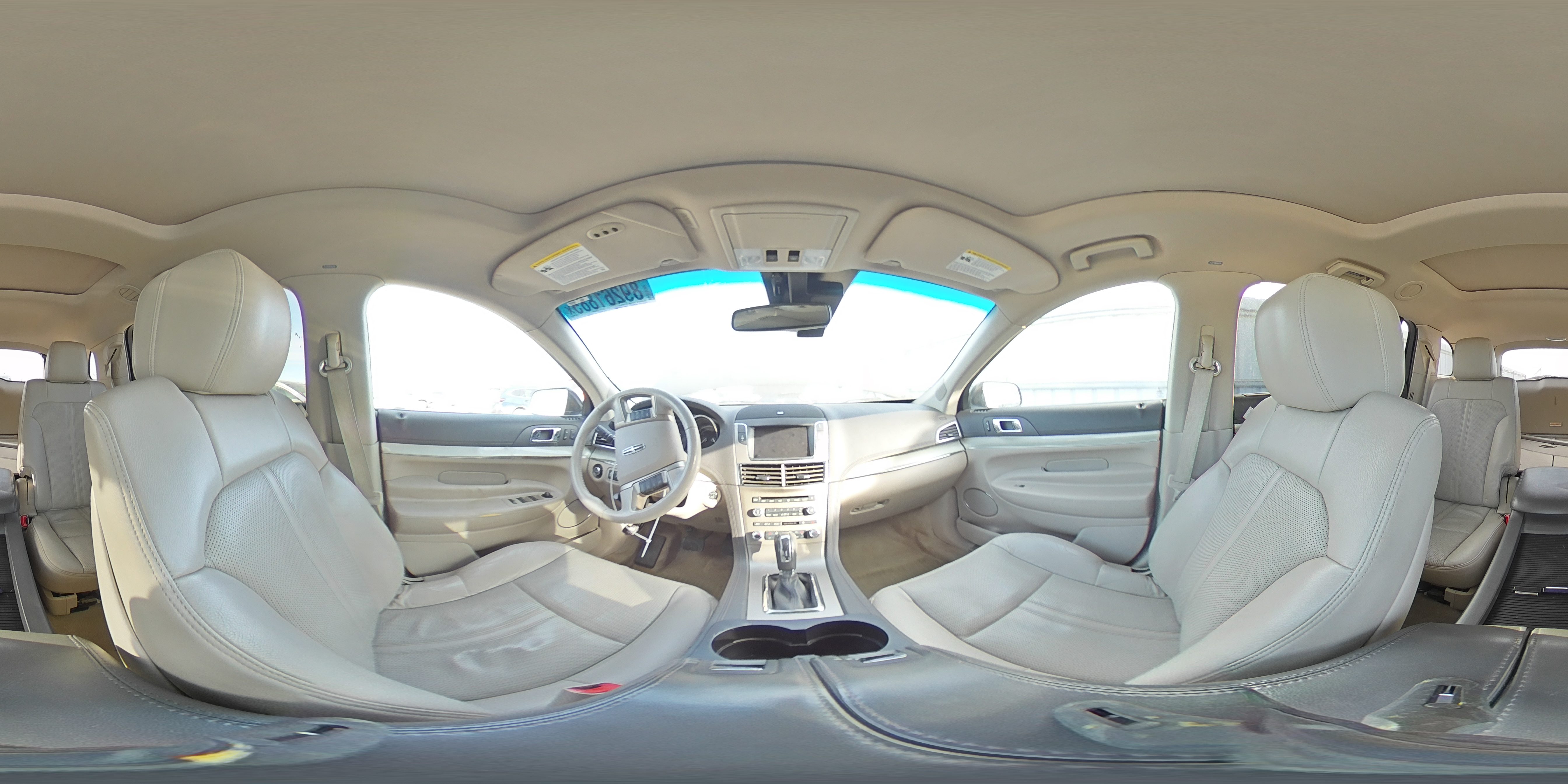 2010 Lincoln MKT - Image 14