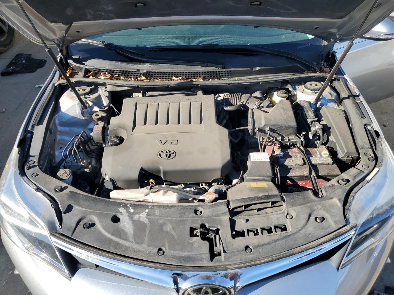 2016 Toyota Avalon - Image 11