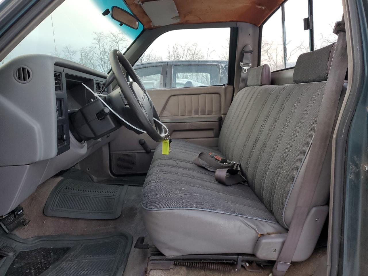 1994 Dodge Dakota - Image 7