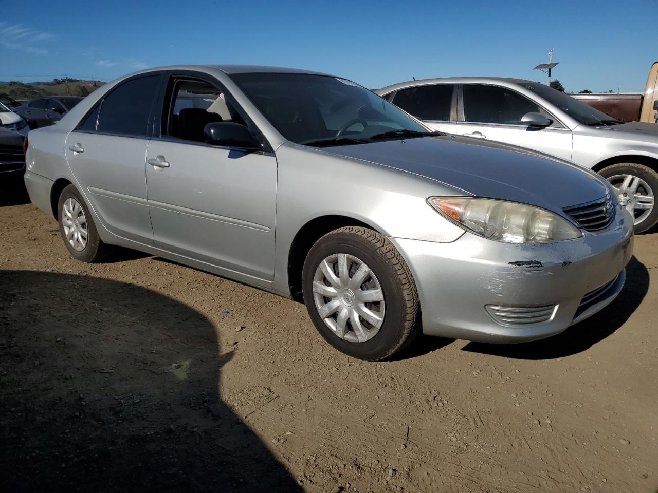 2005 Toyota Camry - Image 4