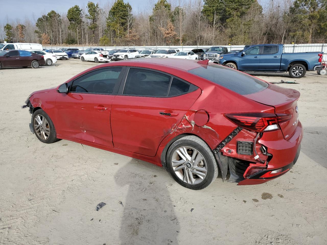 2019 Hyundai Elantra - Image 2