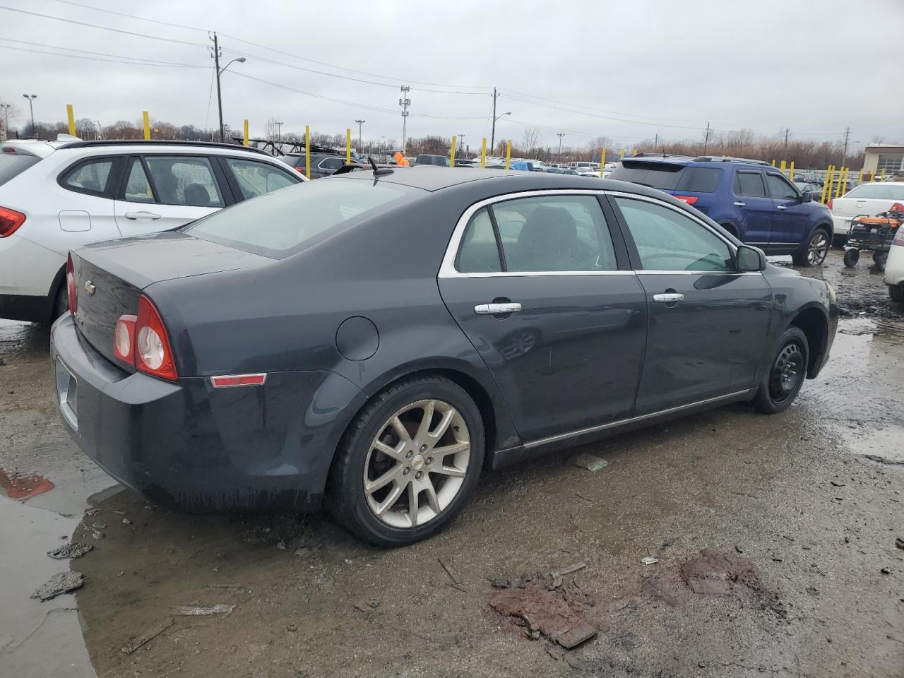 2010 Chevrolet Malibu - Image 3