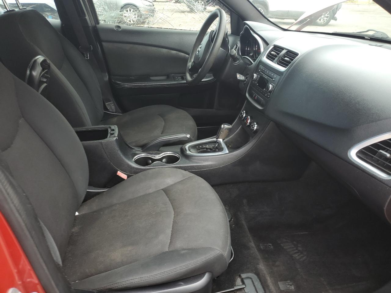 2014 Dodge Avenger - Image 7