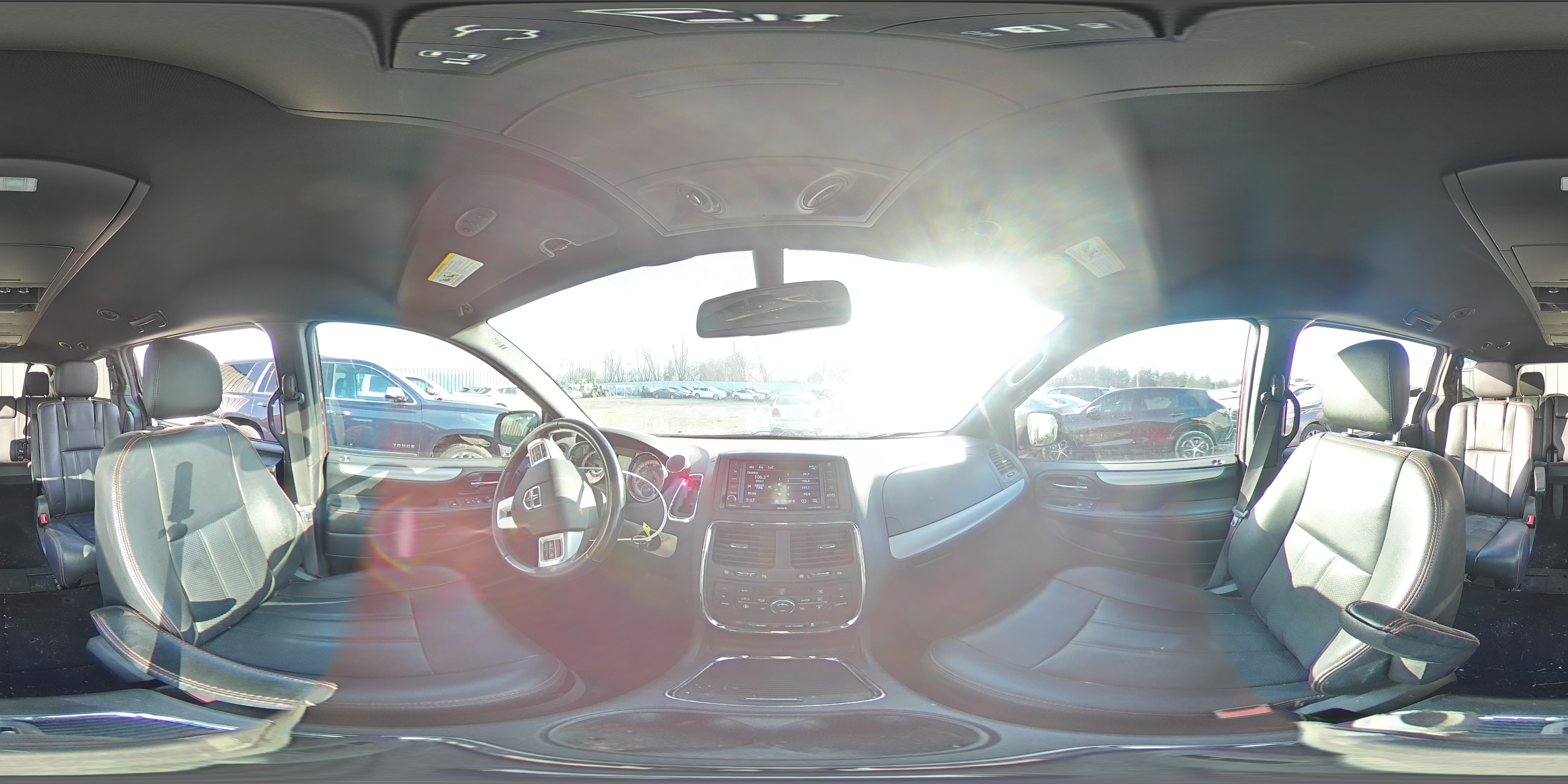 2019 Dodge Caravan - Image 15