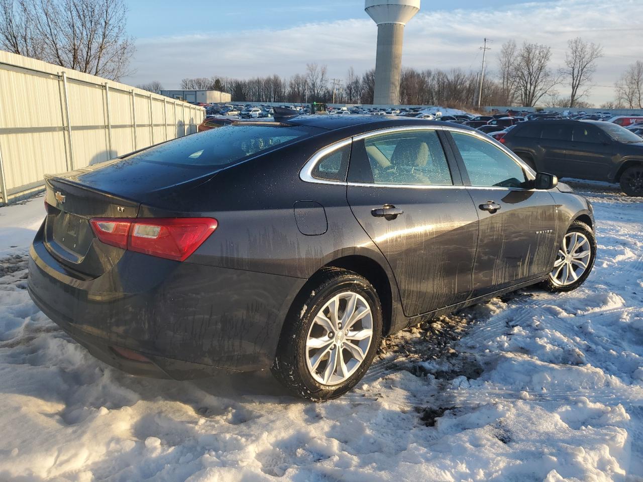 2023 Chevrolet Malibu - Image 3