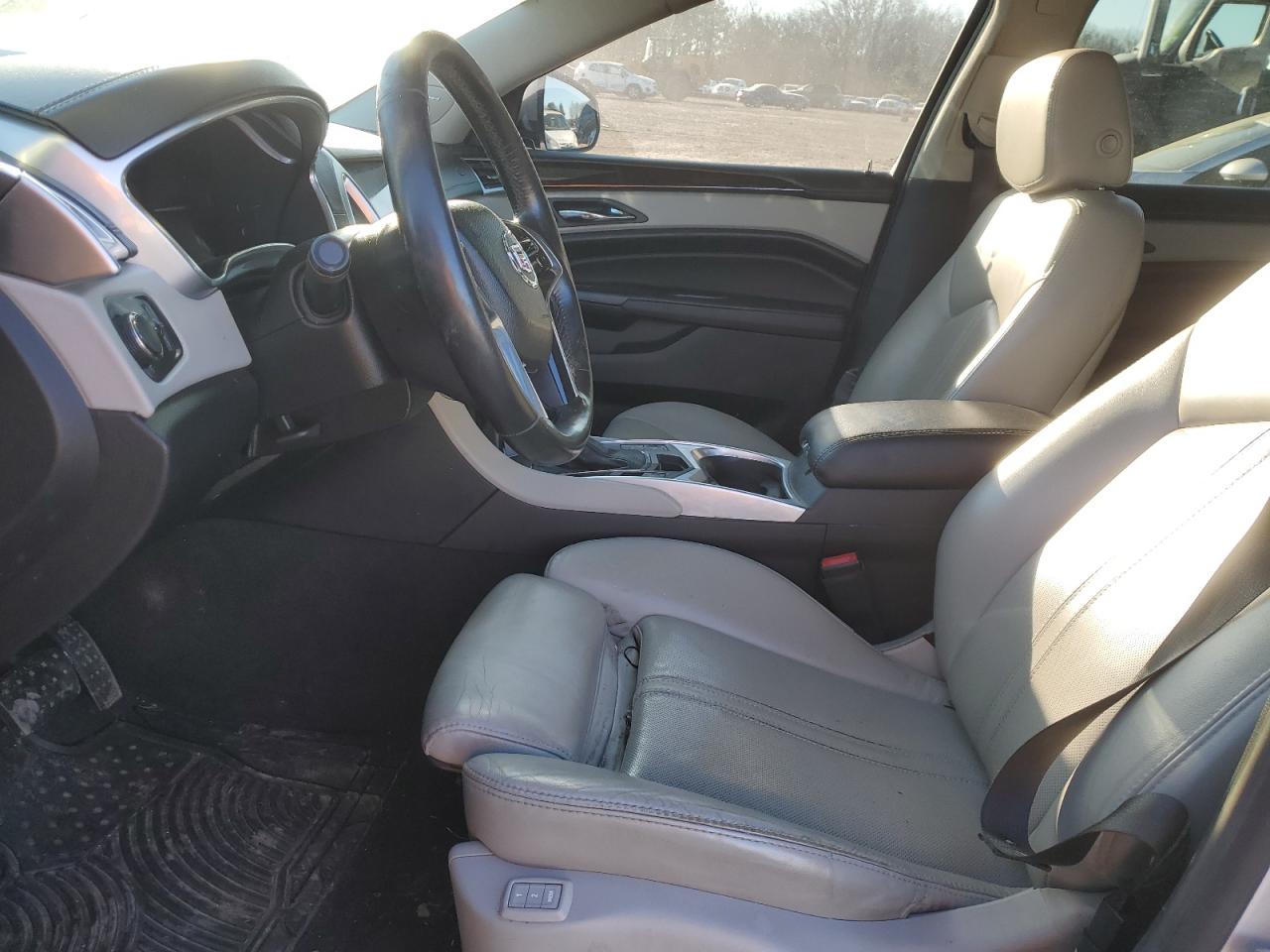 2016 Cadillac SRX - Image 7