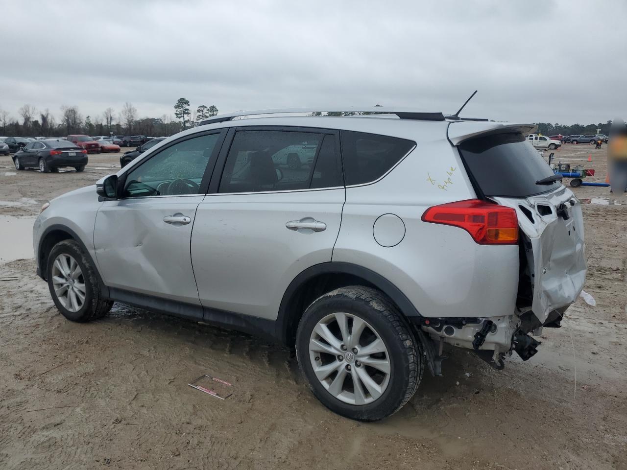 2015 Toyota RAV 4 - Image 2