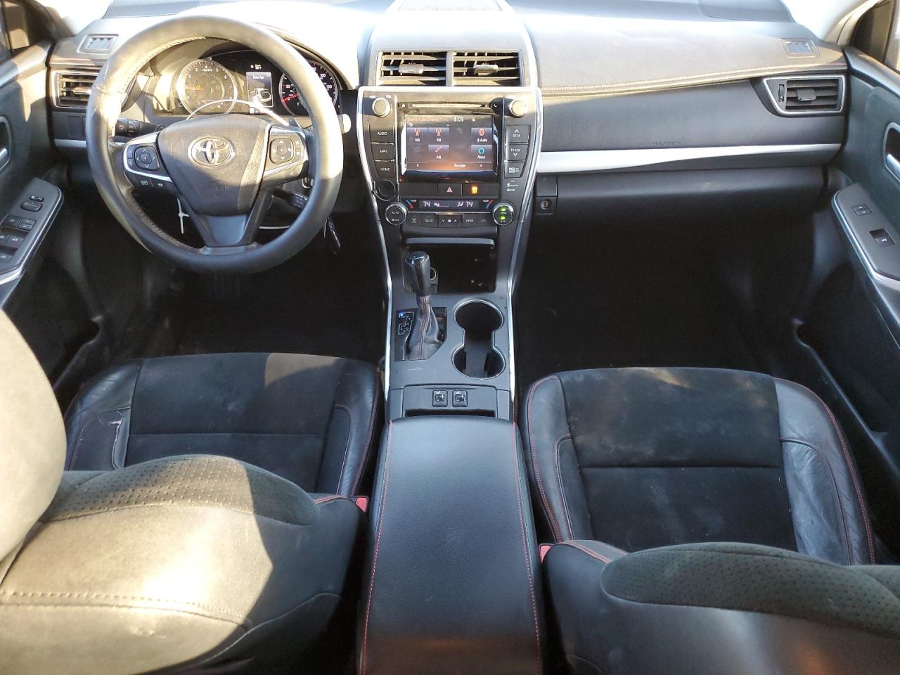 2015 Toyota Camry - Image 8