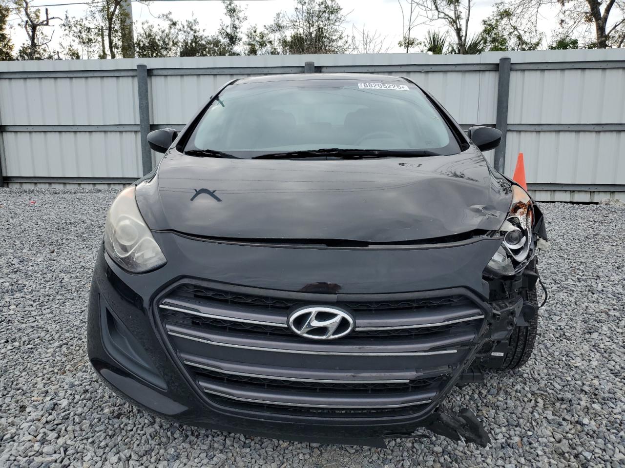 2016 Hyundai Elantra - Image 5