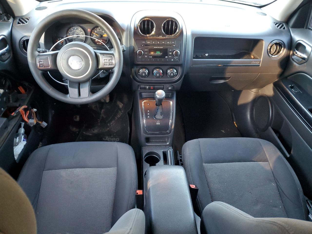 2016 Jeep Liberty (Patriot) - Image 8