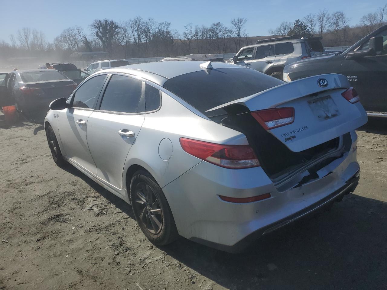 2019 Kia Optima - Image 2