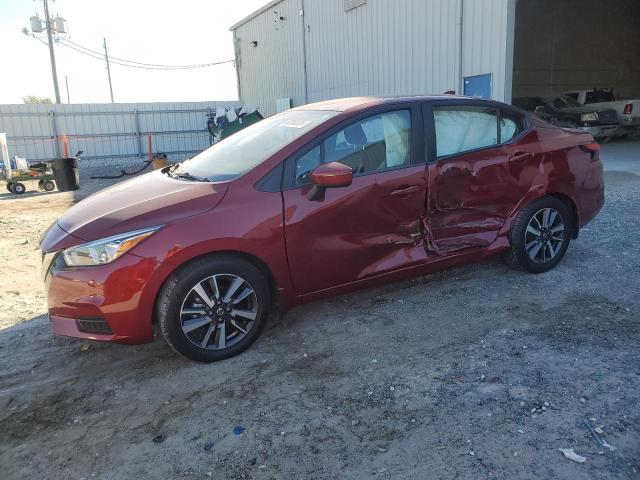  NISSAN VERSA 2021 Червоний