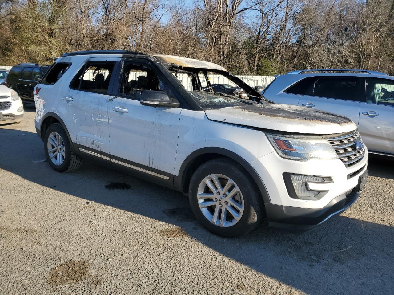 2017 Ford Explorer - Image 4