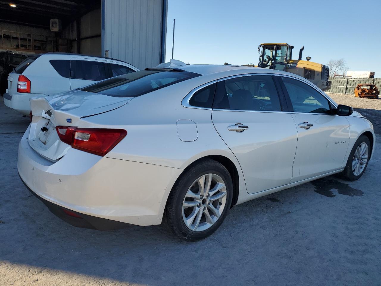 2016 Chevrolet Malibu - Image 3