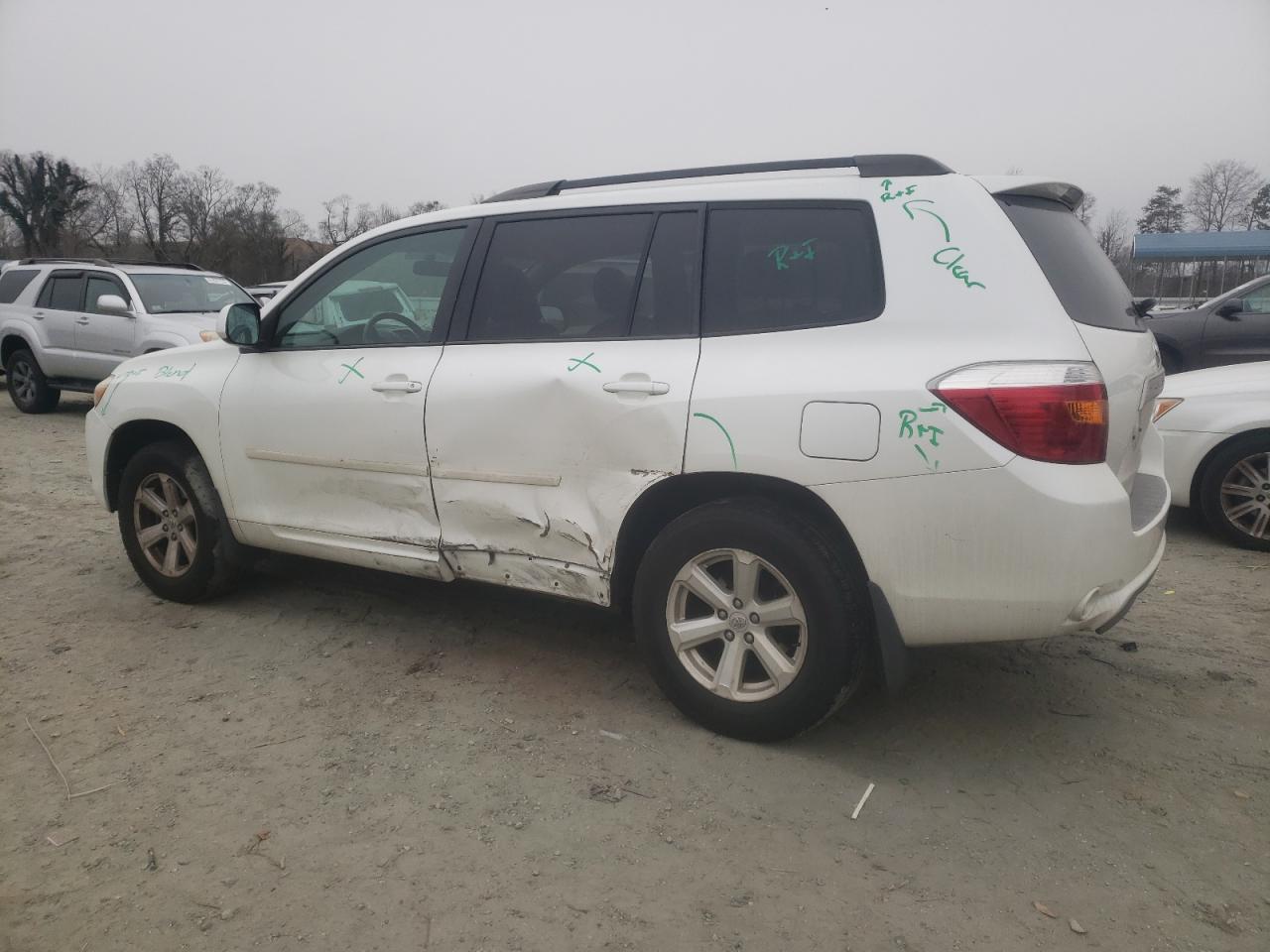 2010 Toyota Highlander - Image 2