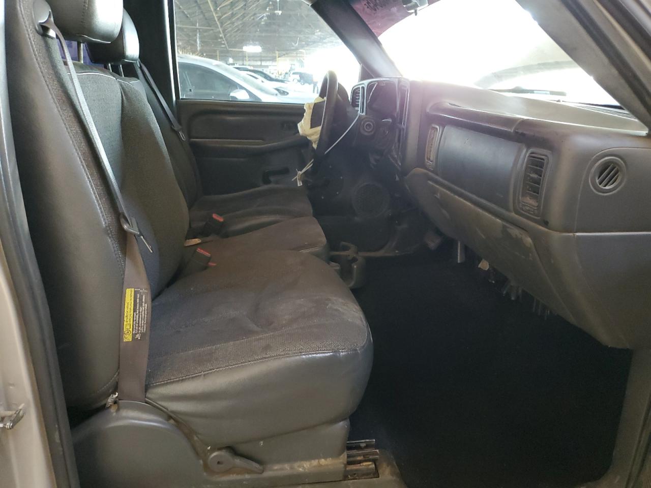 2006 Chevrolet Silverado - Image 7