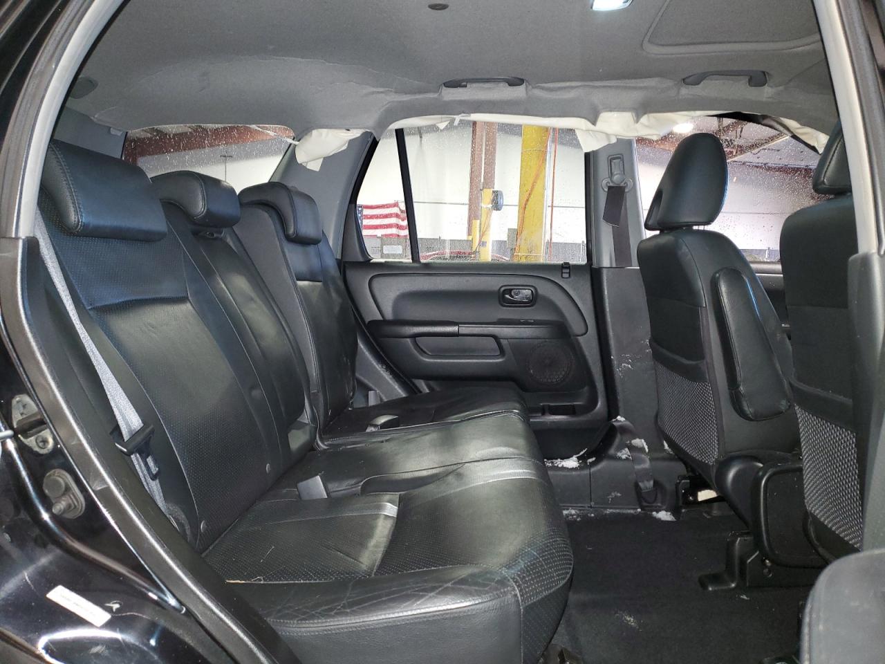 2005 Honda CR-V - Image 11