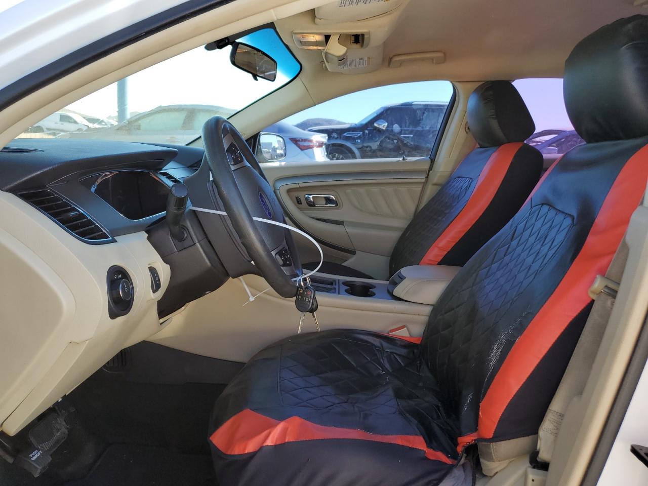 2014 Ford Taurus - Image 7