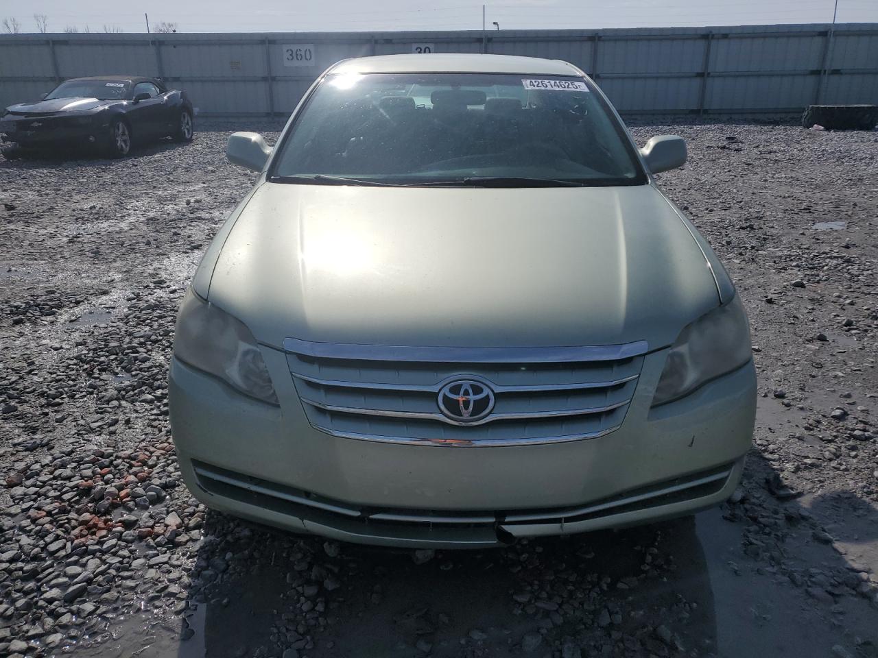 2006 Toyota Avalon - Image 5