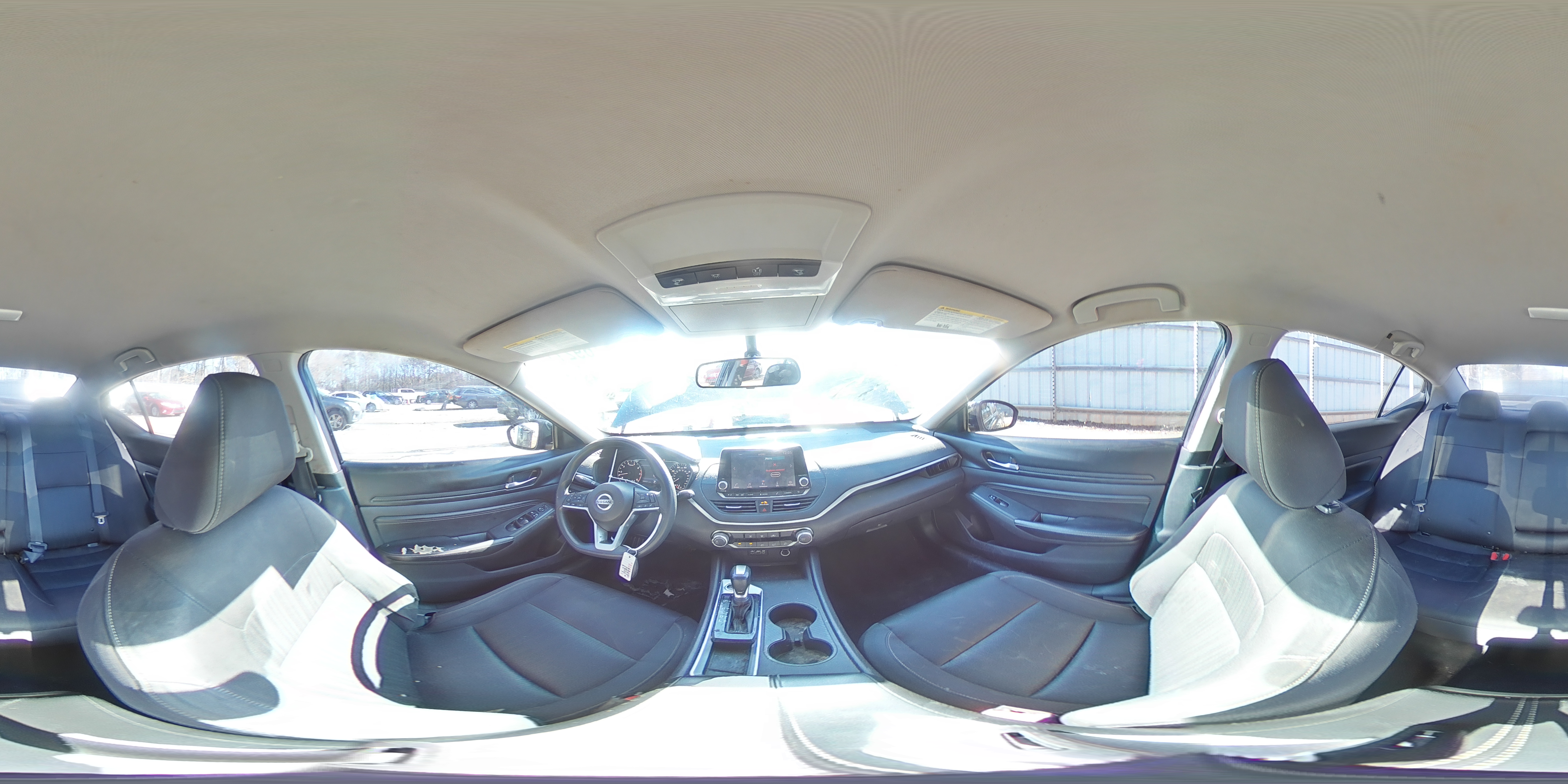 2019 Nissan Altima - Image 14